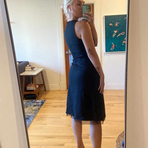 NWOT Theory LBD classic midi dress with layered tulle hemline - Picture 3 of 4